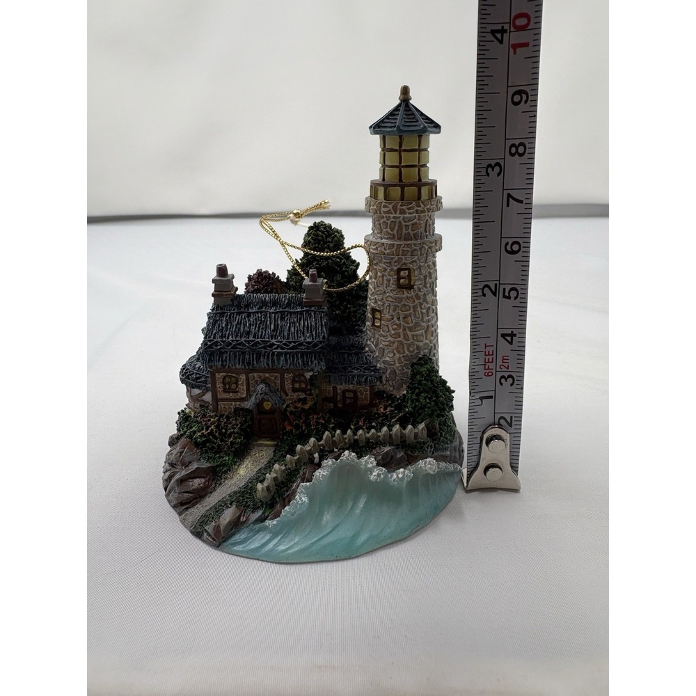 Vintage Thomas Kinkade Illuminated Series Ornament "Julianne's Lighthouse" - Picture 8 of 8